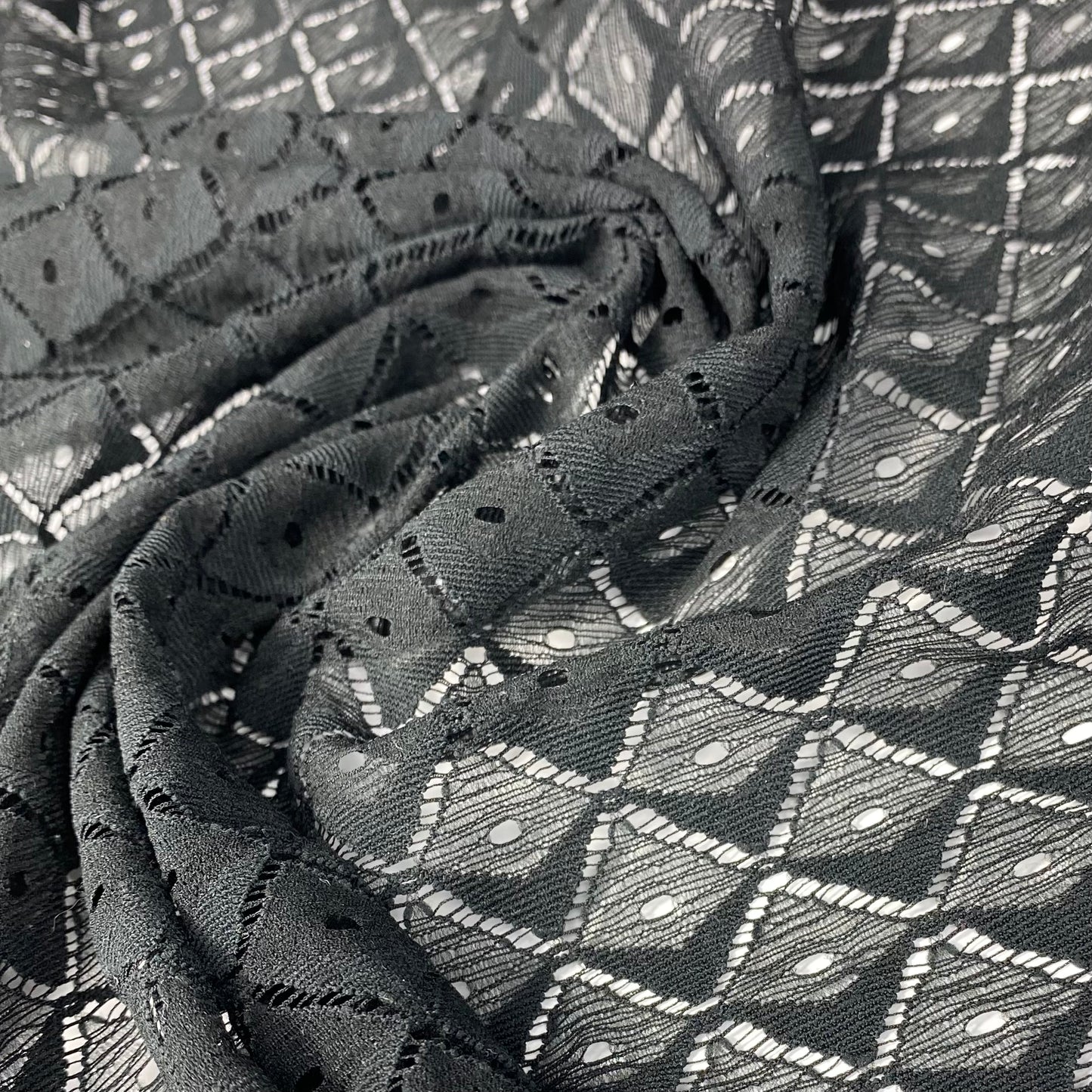 Diamond Patterned Lace - Black