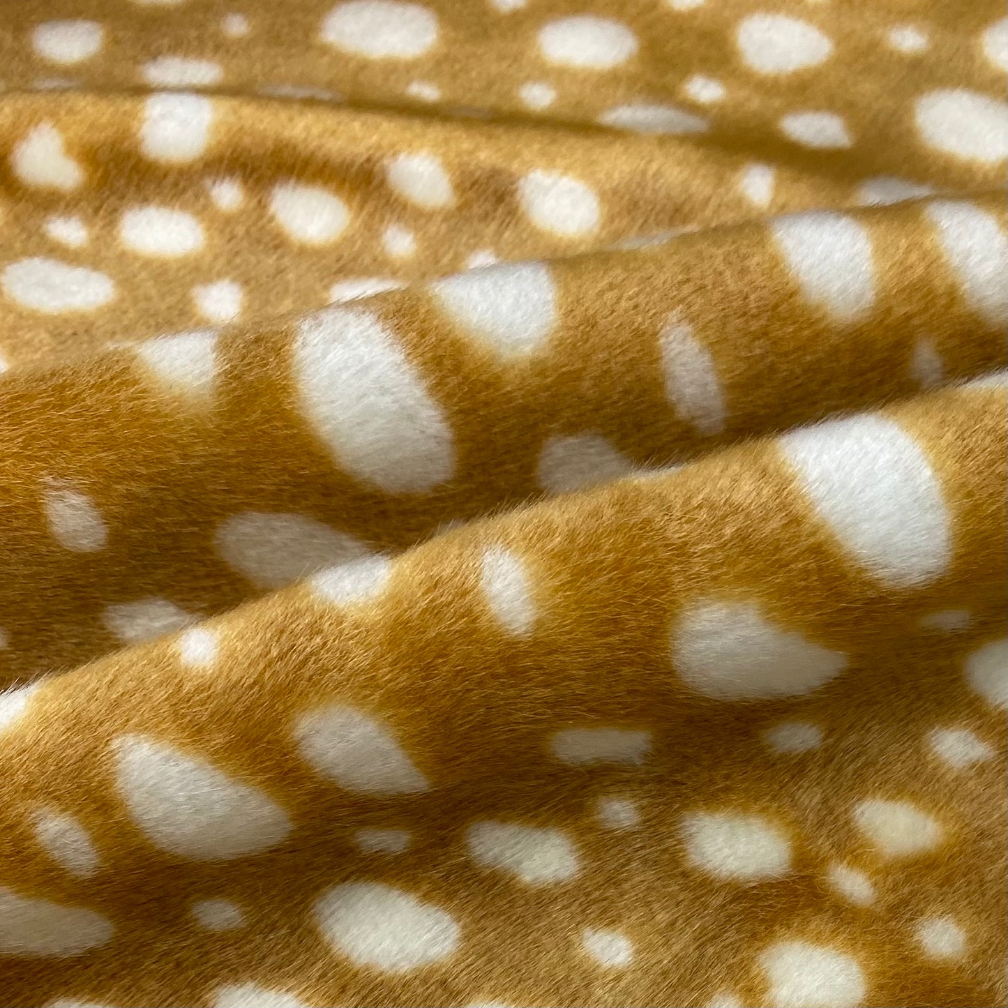 Luxury Faux Fur - Spotted - Remnant- Copper/White