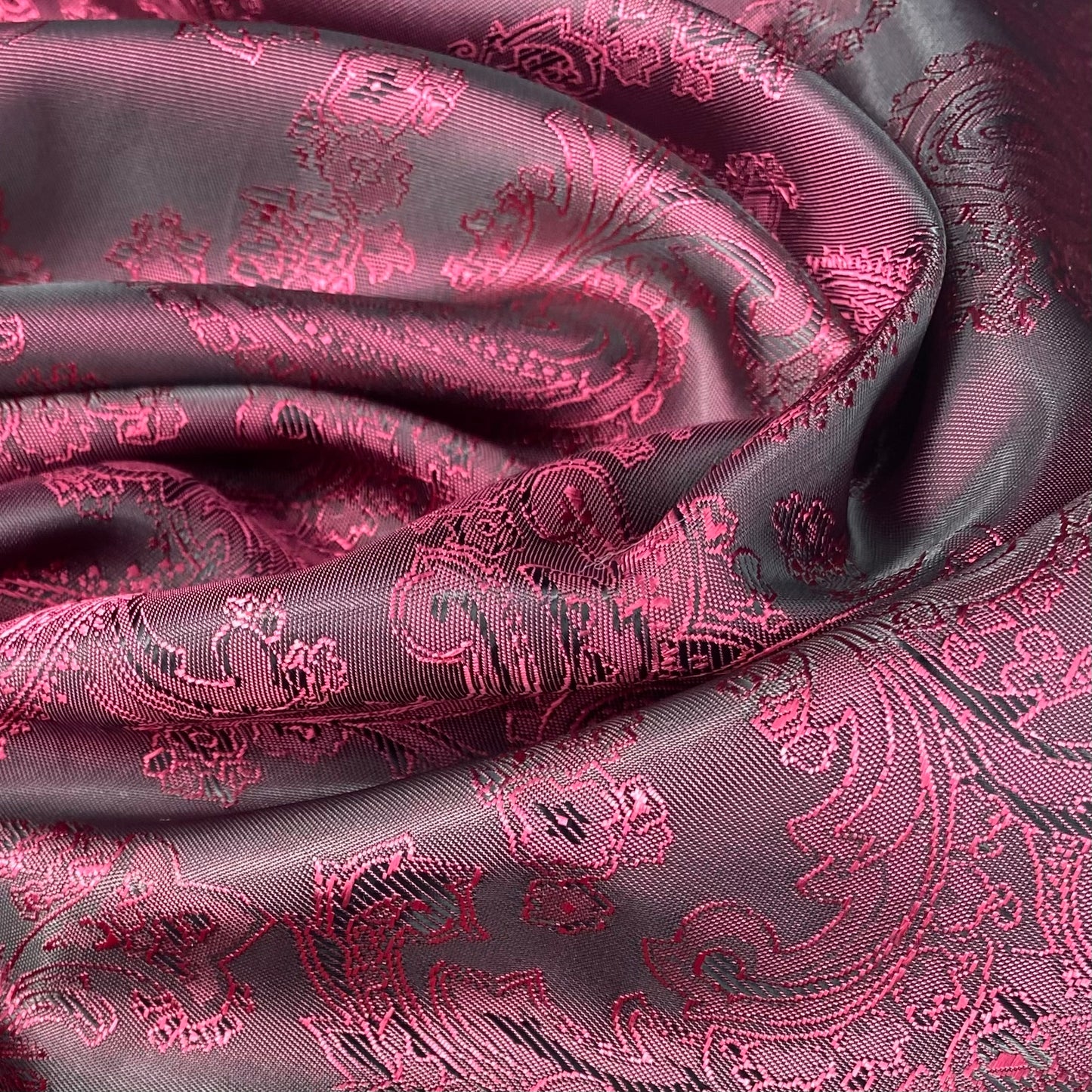 Two Tone Paisley Jacquard Lining - Pink/Black