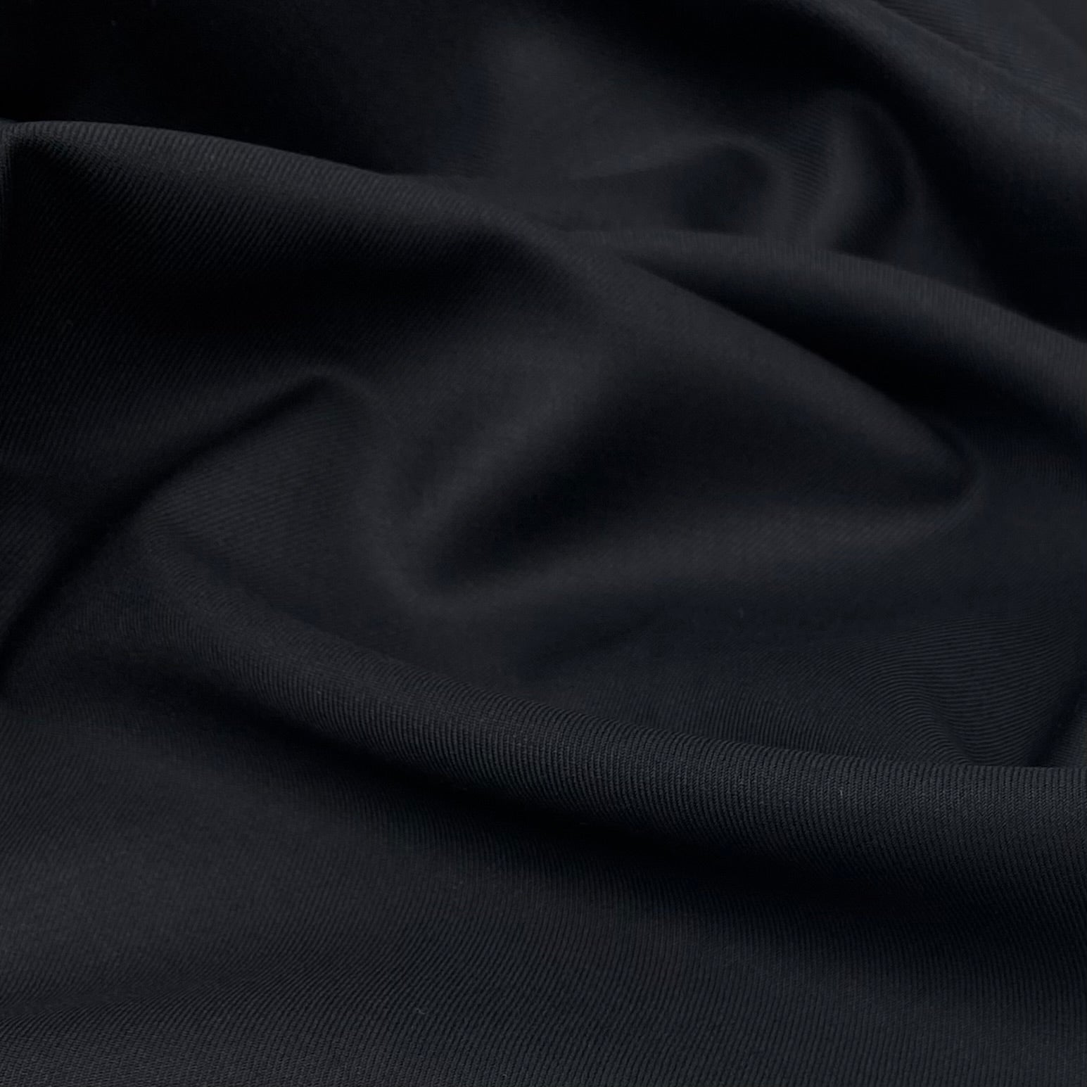 130’s Wool Cashmere Suiting - Black