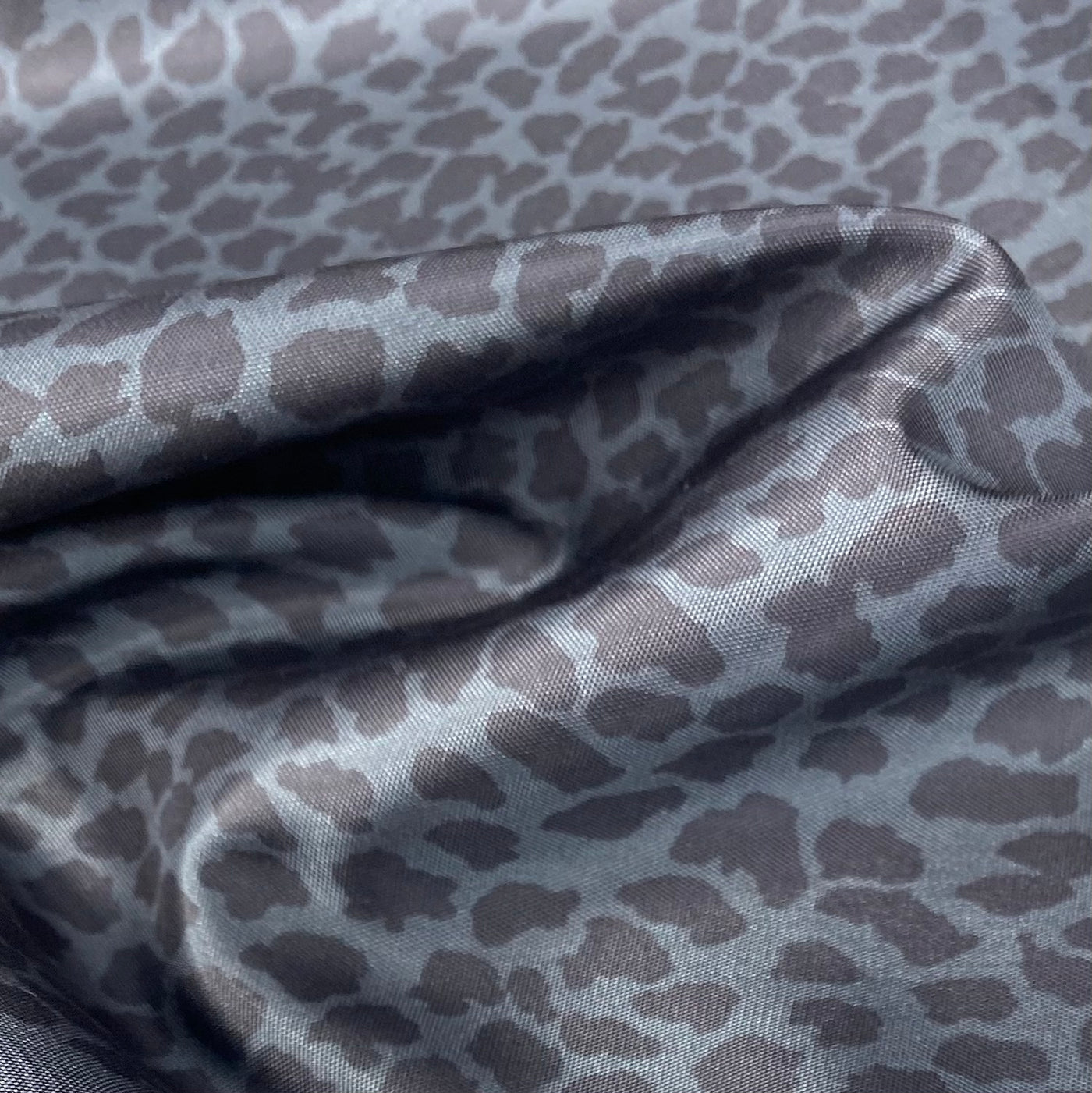 Printed Cheetah Lining - Grey/Black