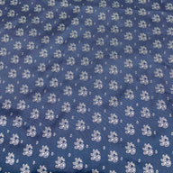 Silk Paisley Jacquard Remnant - Navy/White