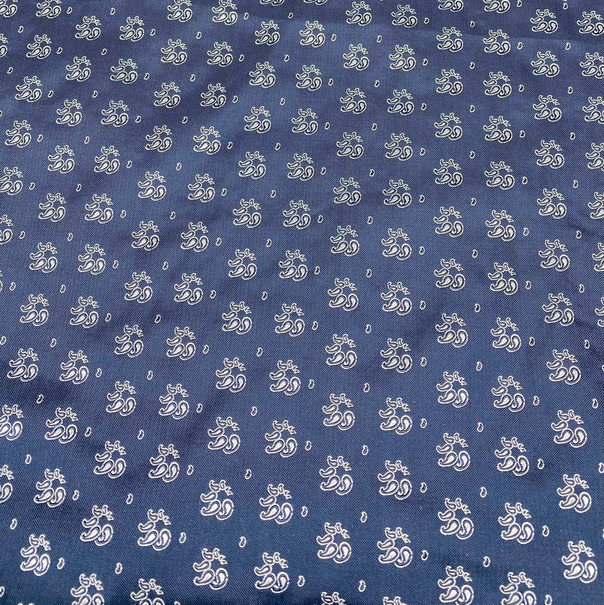 Silk Paisley Jacquard Remnant - Navy/White