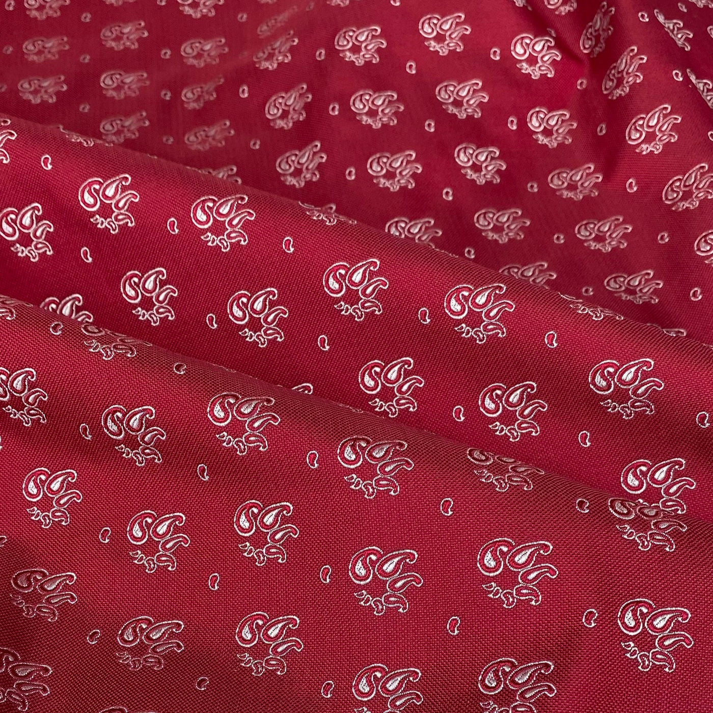 Silk Paisley Jacquard Remnant - Red/White