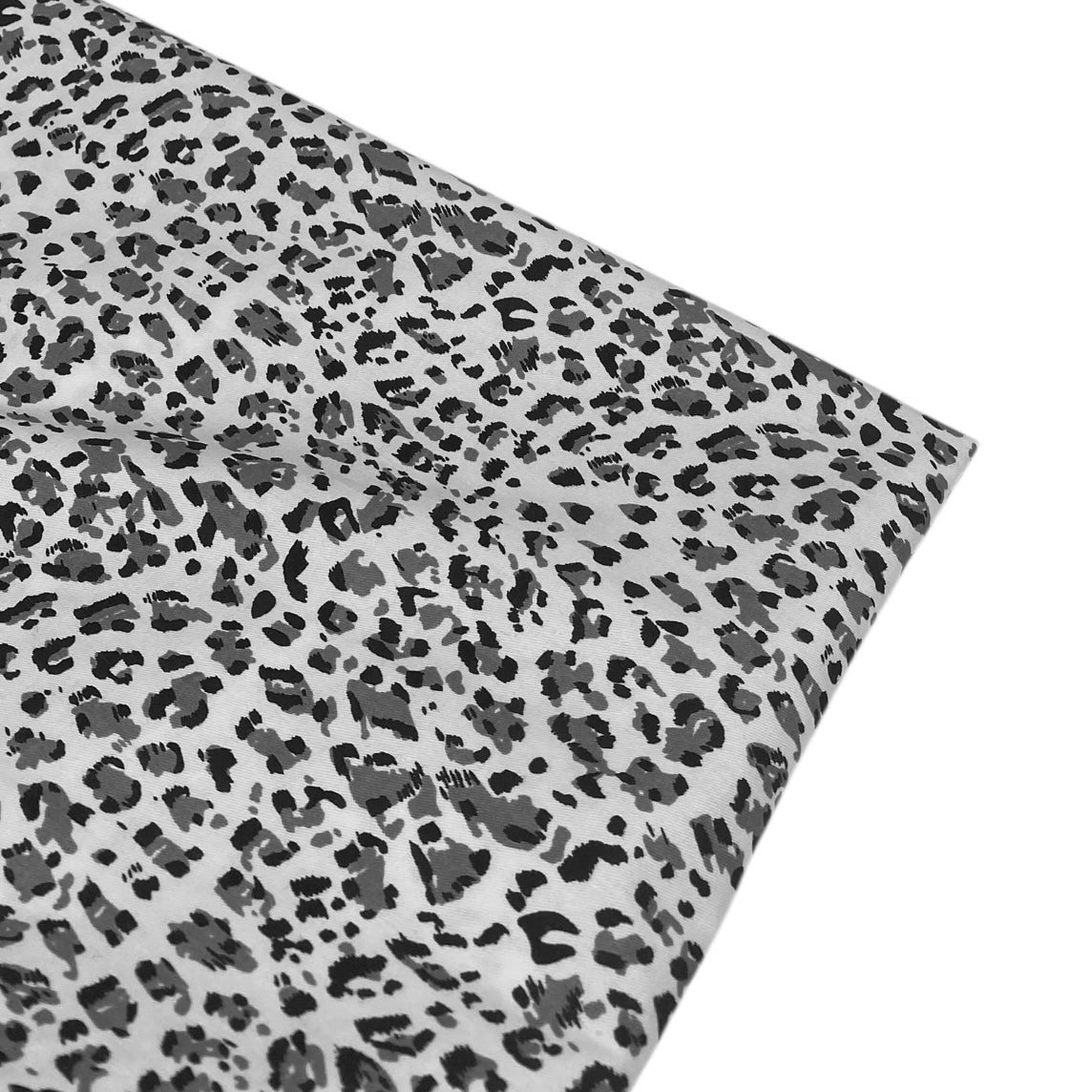 Lightweight Printed Cotton Cheetah - White/Black/Grey