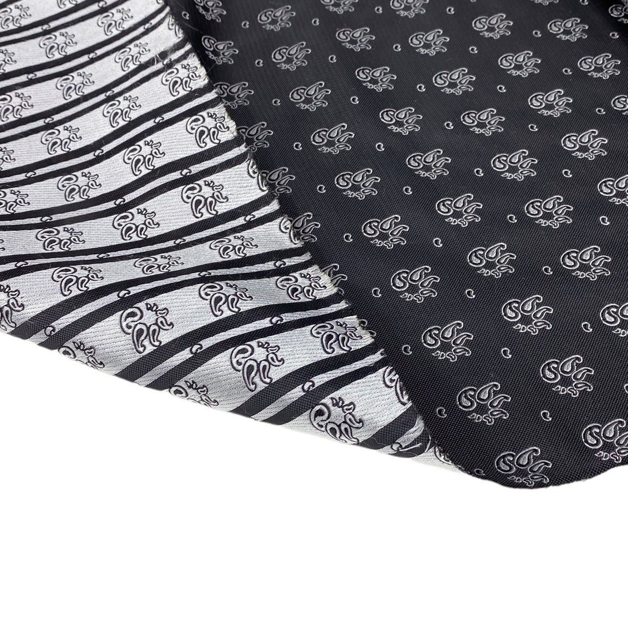 Silk Paisley Jacquard Remnant - Black/White