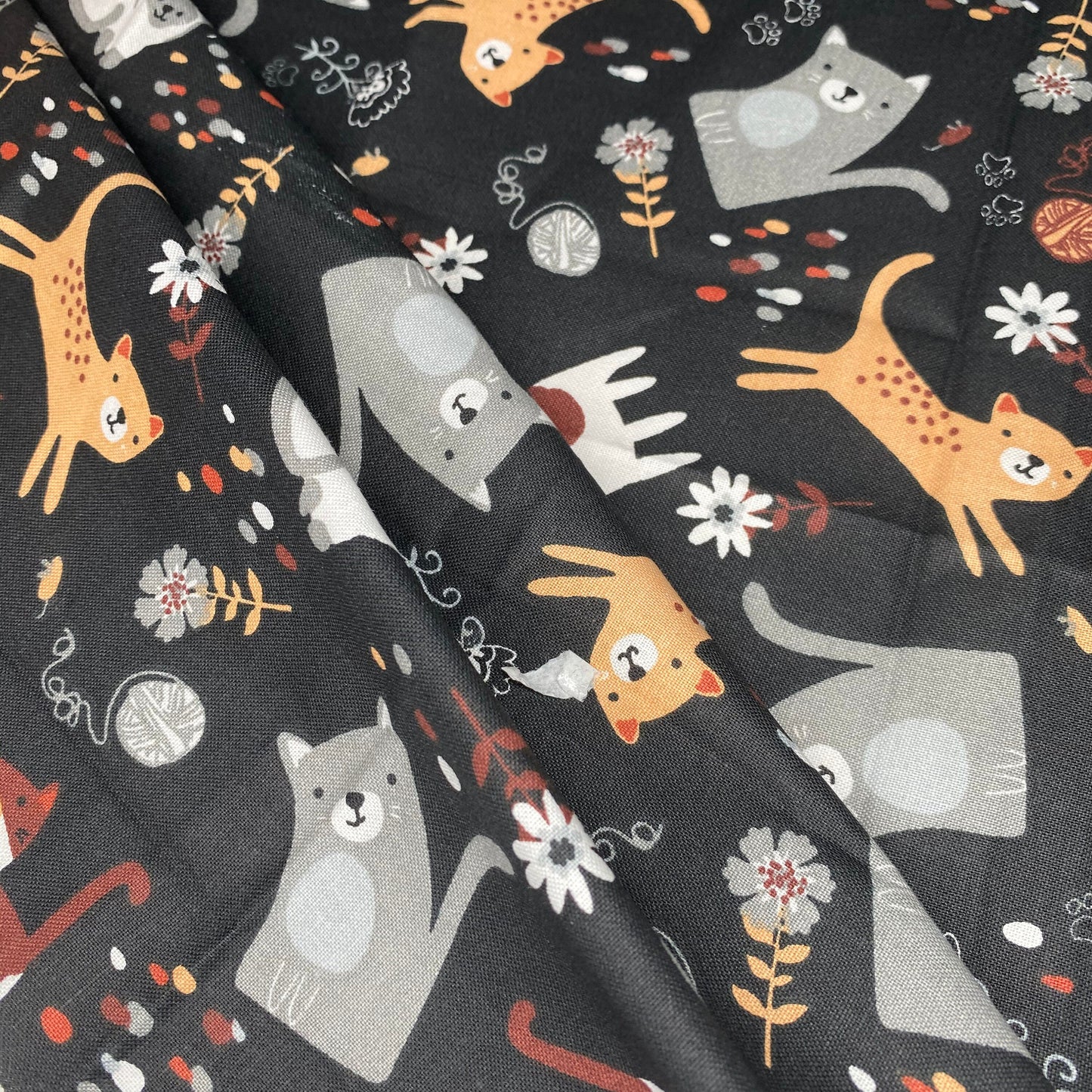 Quilting Cotton - Cats - Remnant - Black