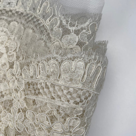 Corded French Lace - Scalloped Eyelash Edge - Ivory