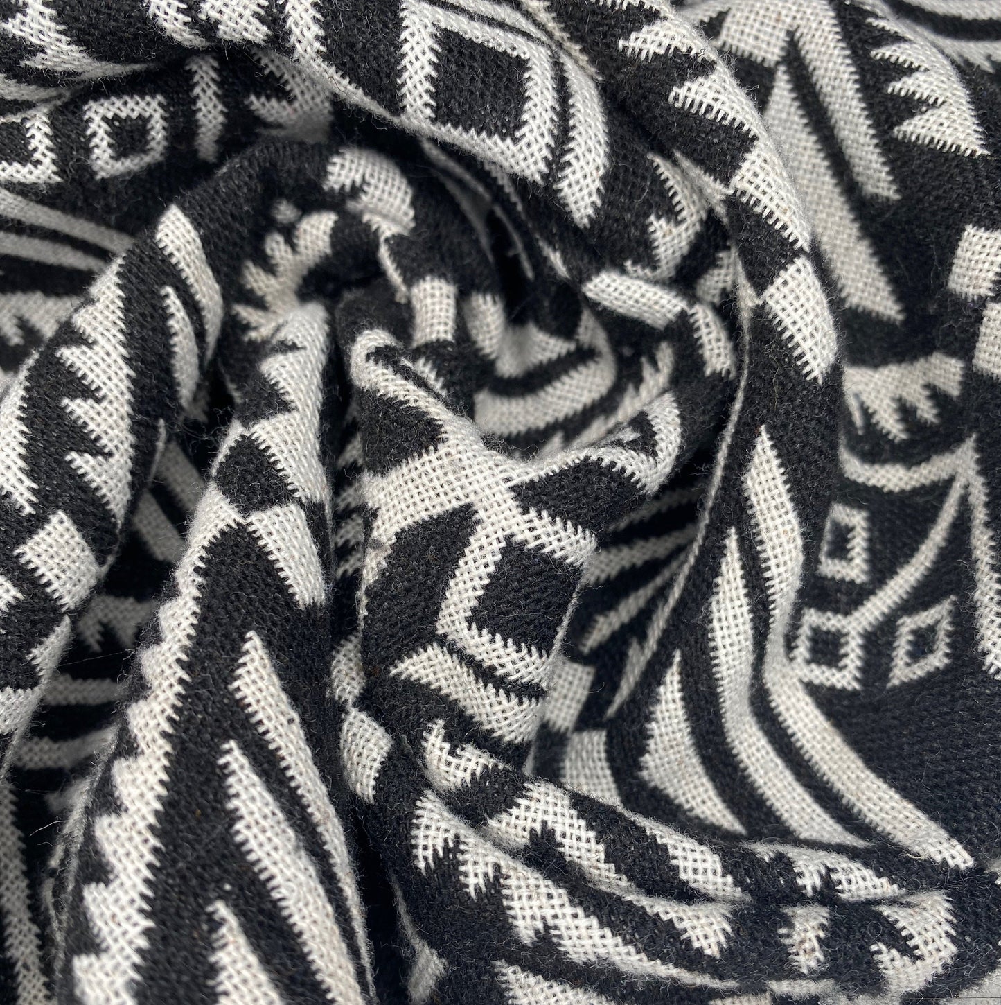 Yarn Dyed Cotton - Aztec - Black / White