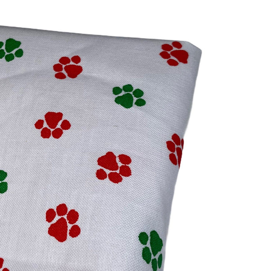 Printed Quilting Cotton Christmas Paw Remnant - White/Red/Green
