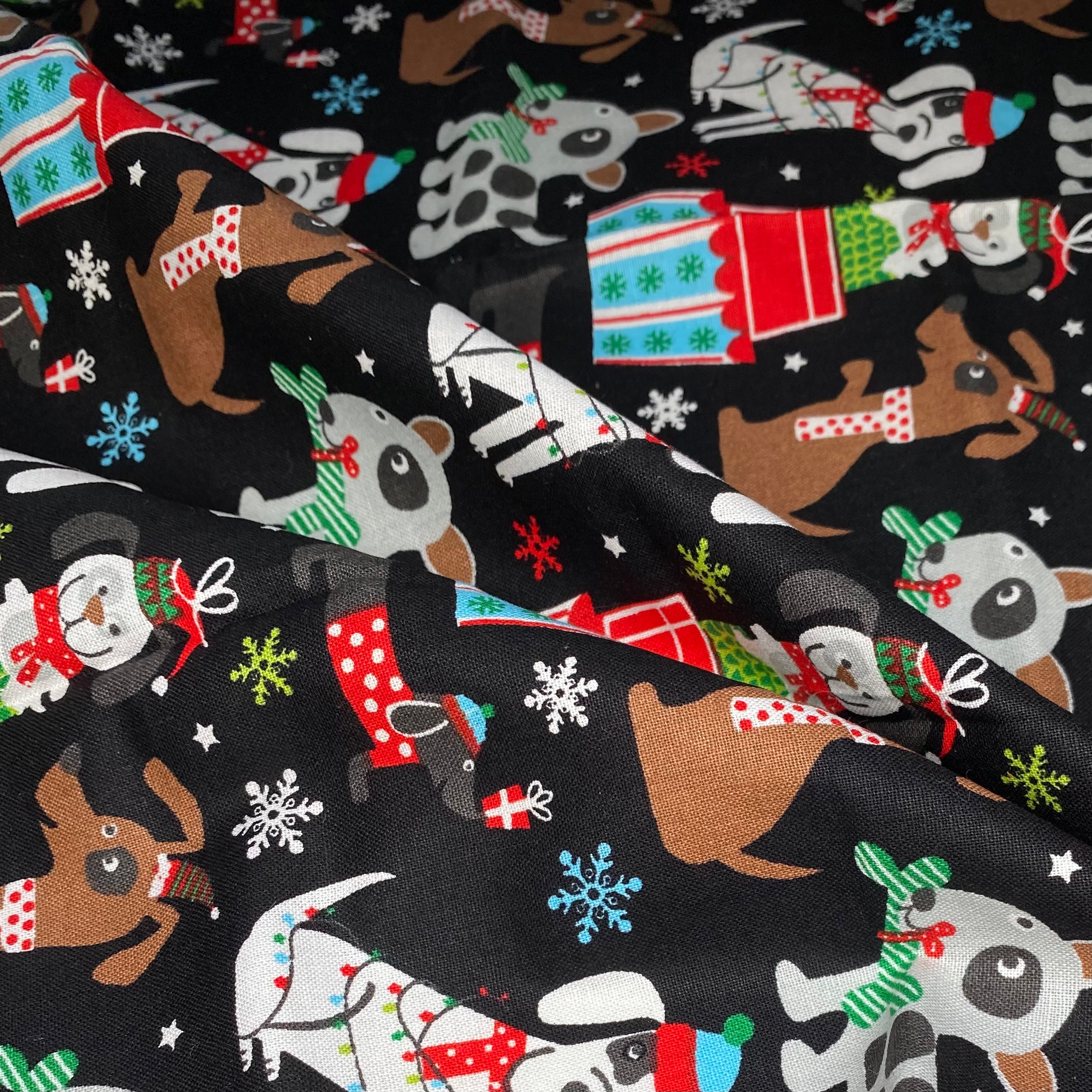 Quilting Cotton - Dogs Christmas - Black - Remnant