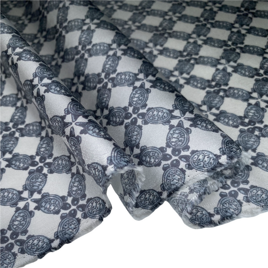 Turtle Silk Twill - White/Grey