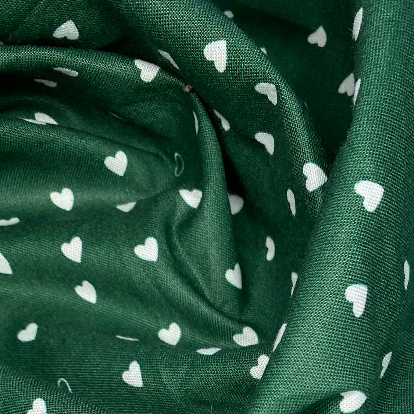 Quilting Cotton - Little Christmas Hearts - Green