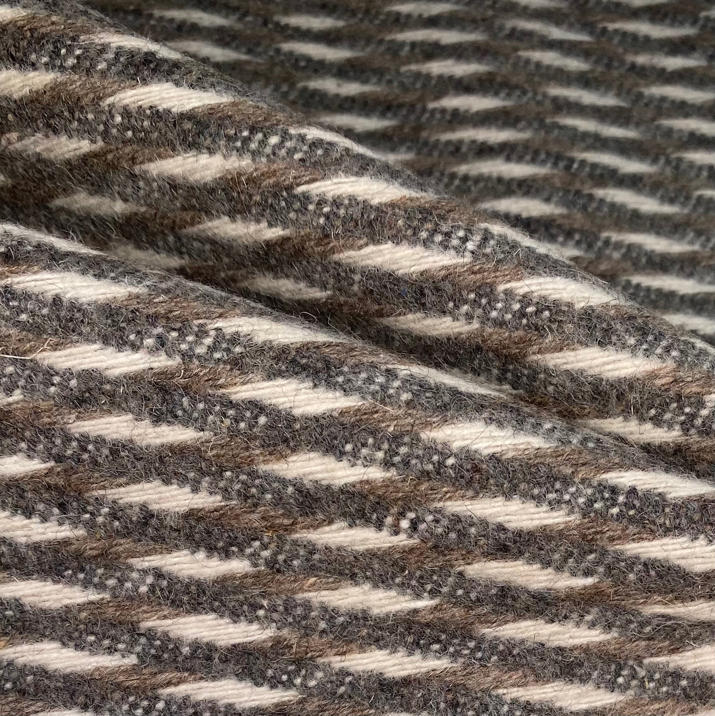 Wool Coating - Diagonal Stripes - Grey/Cream/Brown