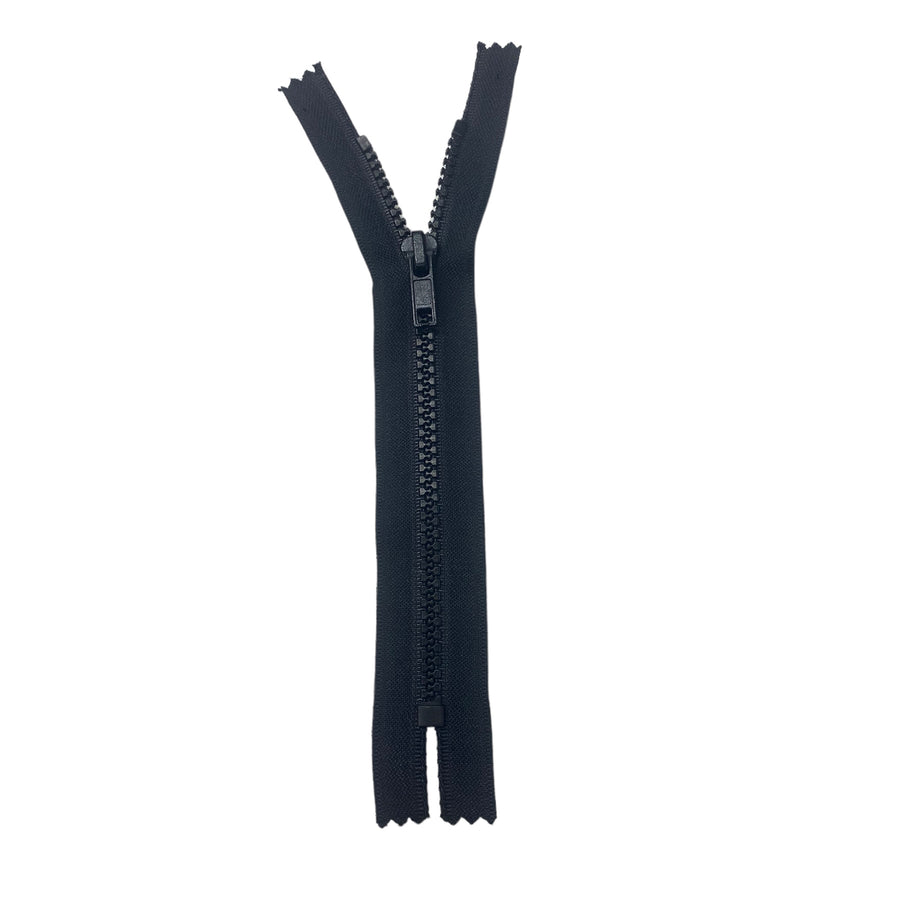 Regular Molded Tooth Zipper - 7” - Black