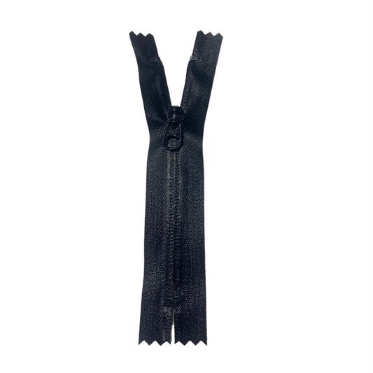 Invisible Zipper - YKK - 5 1/2” - Black
